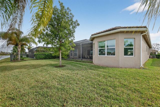 11904 SW Sailfish Isles Way, Port St. Lucie, FL 34987