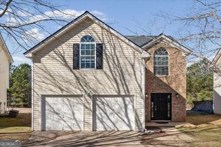 565 Amish Avenue, Riverdale, GA 30296