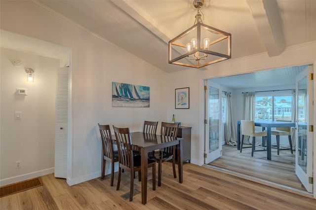 143 E SAINT ANNES CIR, Apollo Beach, FL 33572