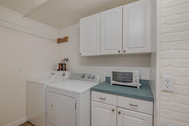 143 E SAINT ANNES CIR, Apollo Beach, FL 33572