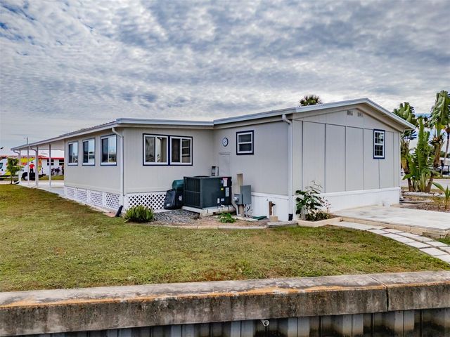 143 E SAINT ANNES CIR, Apollo Beach, FL 33572
