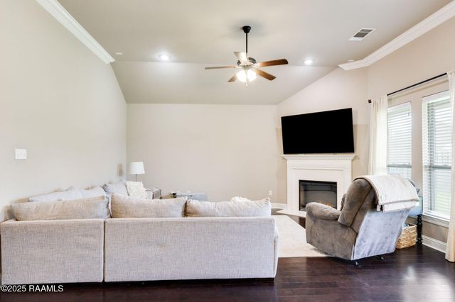 115 Rocky Ridge Street, Youngsville, LA 70592