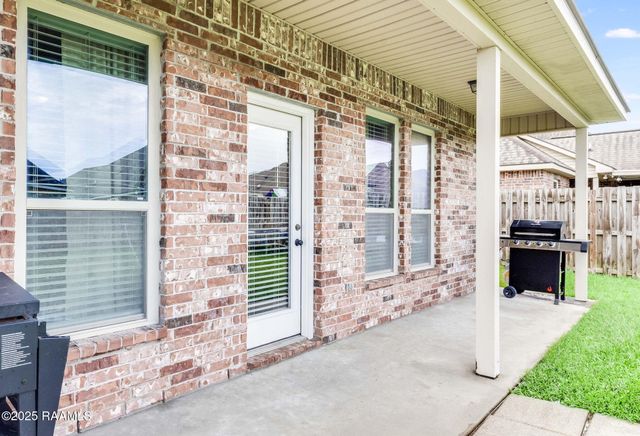 115 Rocky Ridge Street, Youngsville, LA 70592