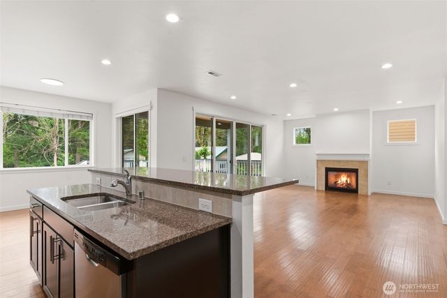 36020 21st Lane S, Federal Way, WA 98003