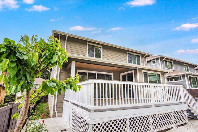 36020 21st Lane S, Federal Way, WA 98003