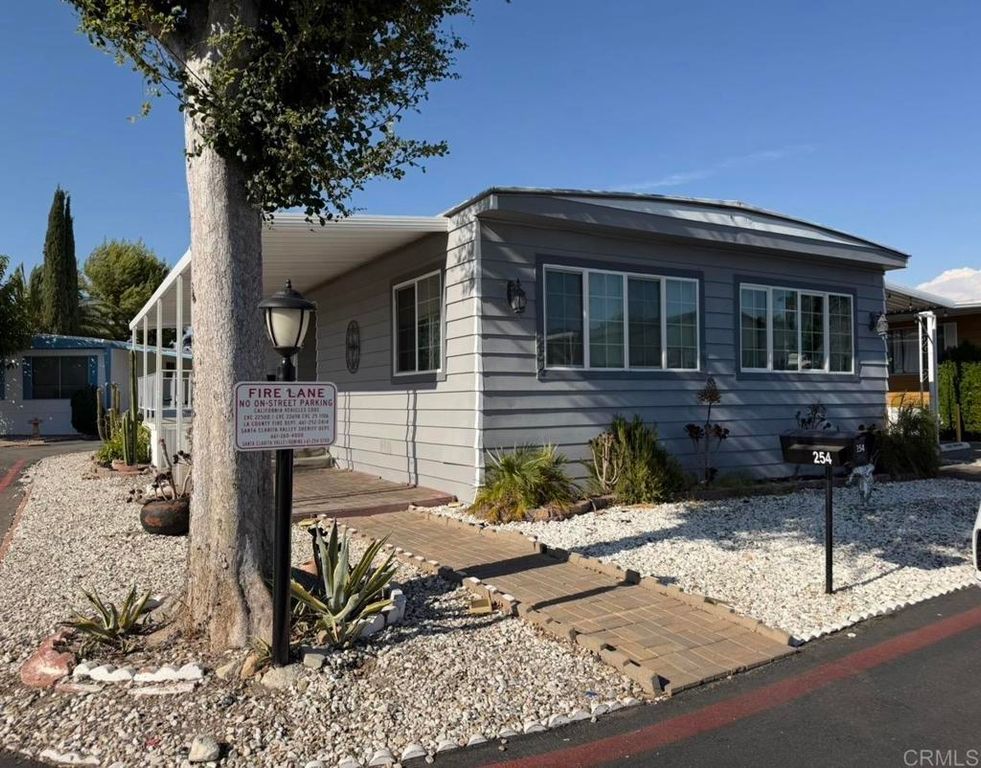 27361 Sierra Hwy 254, Canyon Country, CA 91351 — exterior