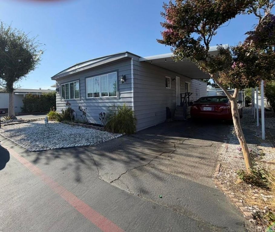 27361 Sierra Hwy 254, Canyon Country, CA 91351 — photo 2