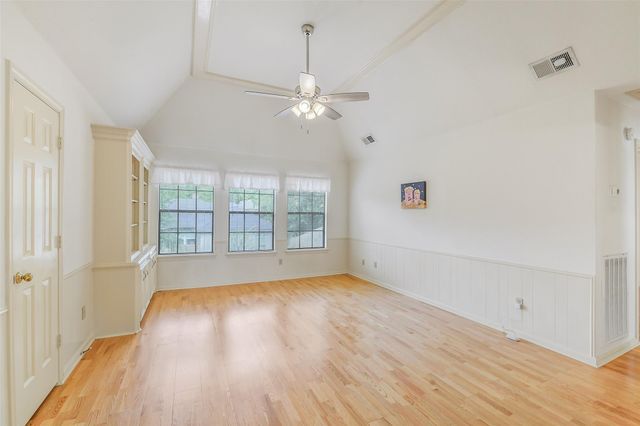 5623 Spring Lodge Drive, Houston, TX 77345