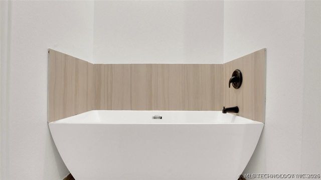 429 SE 3rd Avenue, Ardmore, OK 73401