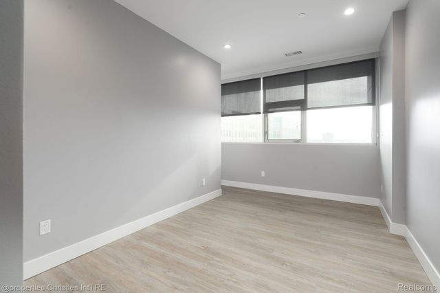 118 N Main Street 518, Royal Oak, MI 48067