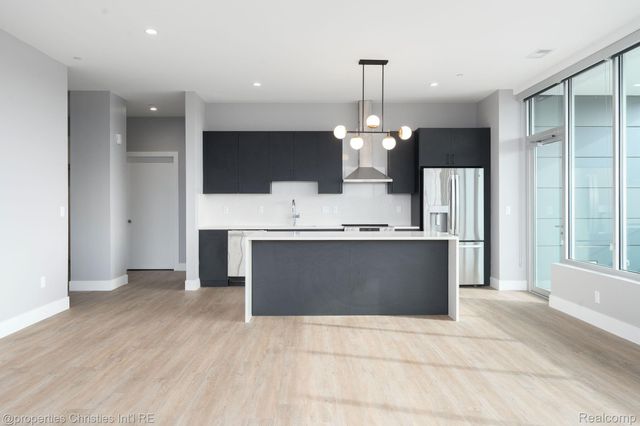 118 N Main Street 518, Royal Oak, MI 48067