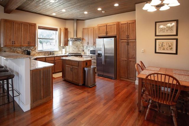 475 River Bend Rd, Hunt, TX 78024