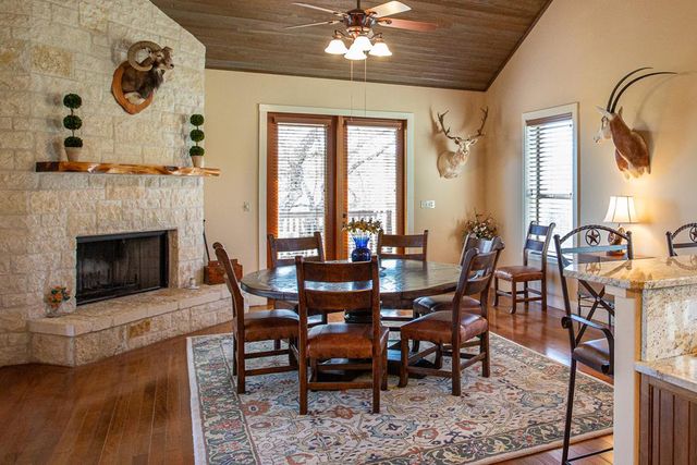 475 River Bend Rd, Hunt, TX 78024