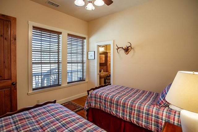 475 River Bend Rd, Hunt, TX 78024