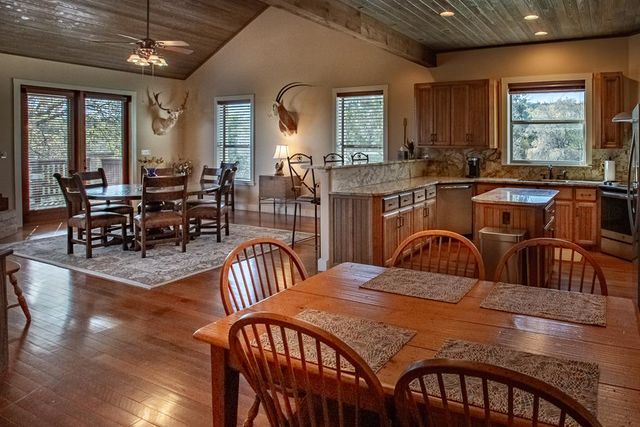 475 River Bend Rd, Hunt, TX 78024