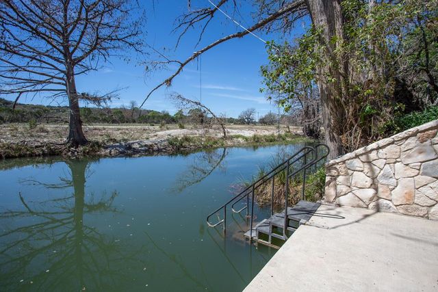 475 River Bend Rd, Hunt, TX 78024