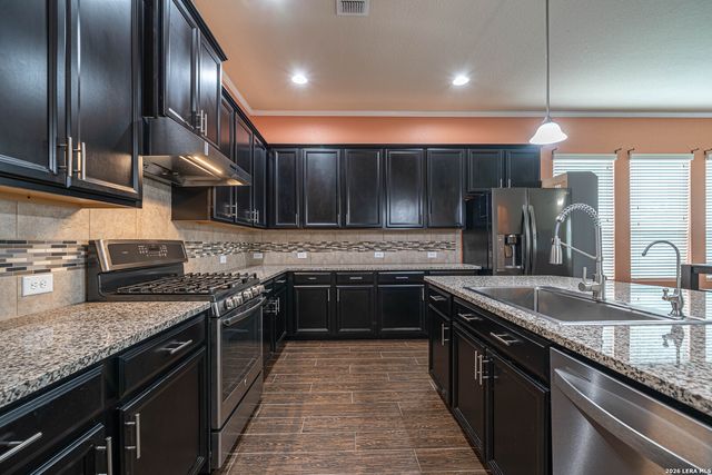 1022 Ranch Fls, San Antonio, TX 78245