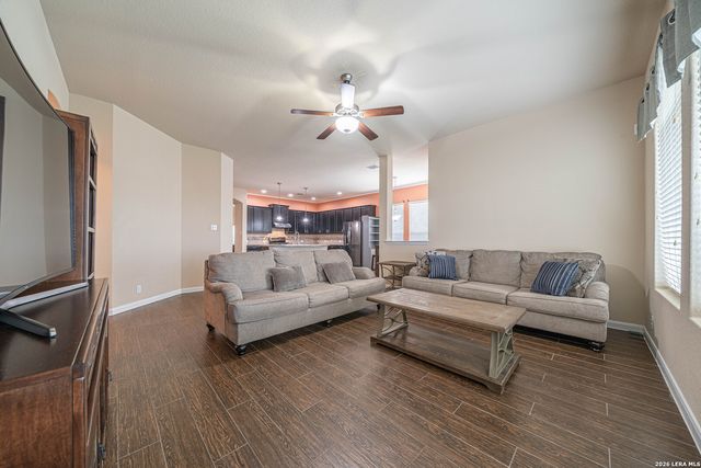 1022 Ranch Fls, San Antonio, TX 78245