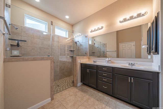 1022 Ranch Fls, San Antonio, TX 78245