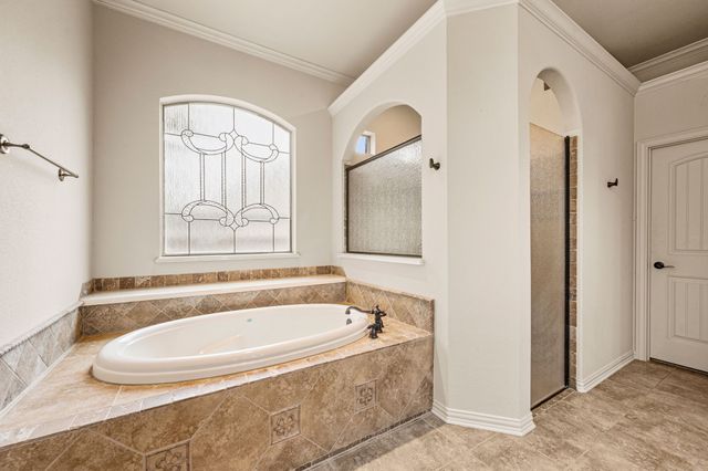 1341 Whisper Willows Drive, Fort Worth, TX 76052