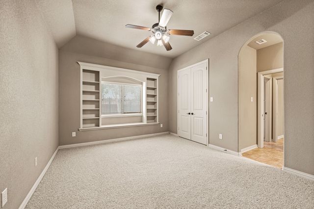 1341 Whisper Willows Drive, Fort Worth, TX 76052