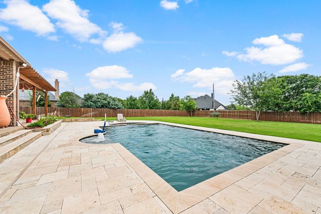 1341 Whisper Willows Drive, Fort Worth, TX 76052