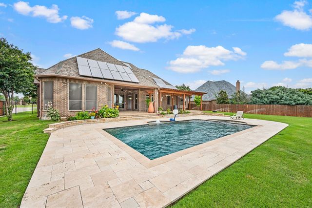 1341 Whisper Willows Drive, Fort Worth, TX 76052