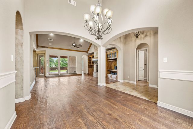 1341 Whisper Willows Drive, Fort Worth, TX 76052