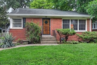 326 N Kensington Avenue, La Grange Park, IL 60526