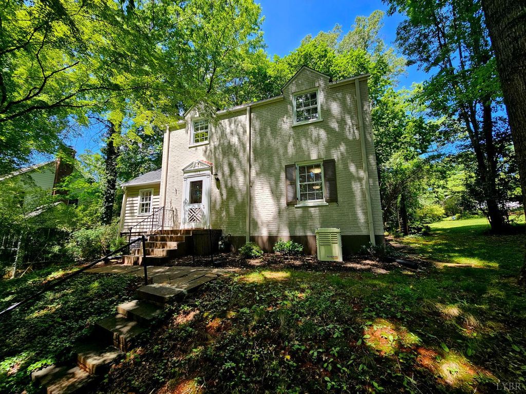 1603 Somerset Drive, Lynchburg, VA 24503