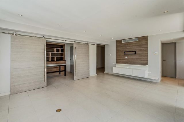 54 KINGS COURT ST 10-A, San Juan, PR 00911