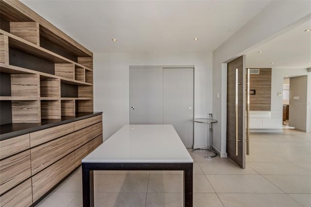 54 KINGS COURT ST 10-A, San Juan, PR 00911