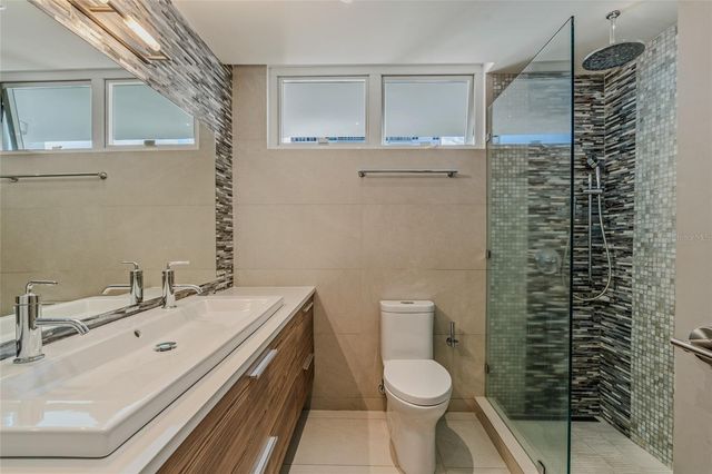 54 KINGS COURT ST 10-A, San Juan, PR 00911
