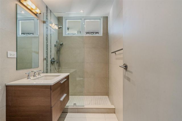 54 KINGS COURT ST 10-A, San Juan, PR 00911