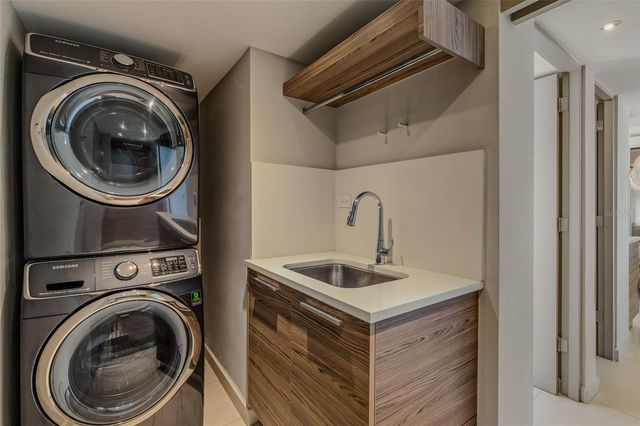 54 KINGS COURT ST 10-A, San Juan, PR 00911