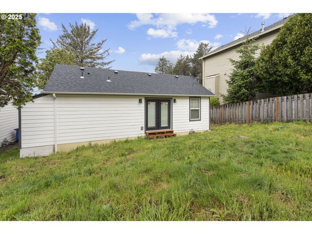 3432 Nw PORT Ct, Lincoln City, OR 97367