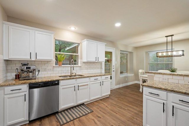 1170 Stone Forest TRL, Round Rock, TX 78681