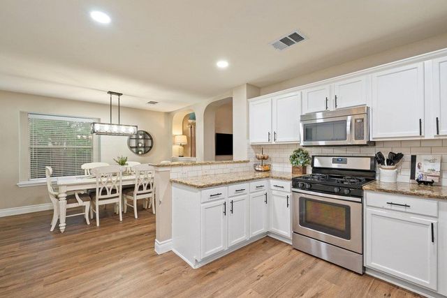 1170 Stone Forest TRL, Round Rock, TX 78681
