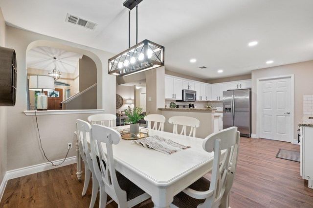 1170 Stone Forest TRL, Round Rock, TX 78681