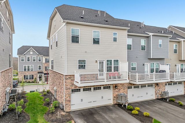 487 Nolan CIRCLE, Cranberry Twp, PA 16066