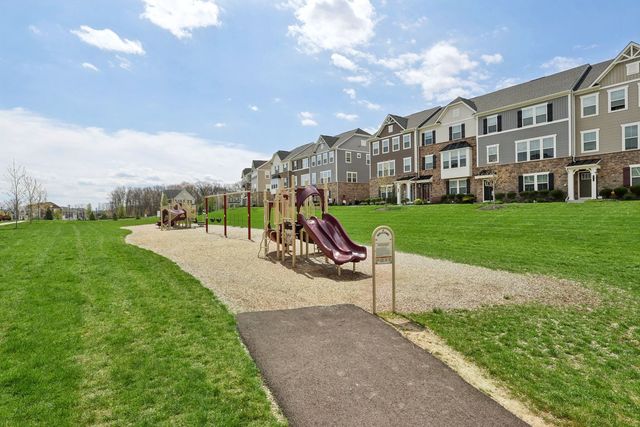 487 Nolan CIRCLE, Cranberry Twp, PA 16066