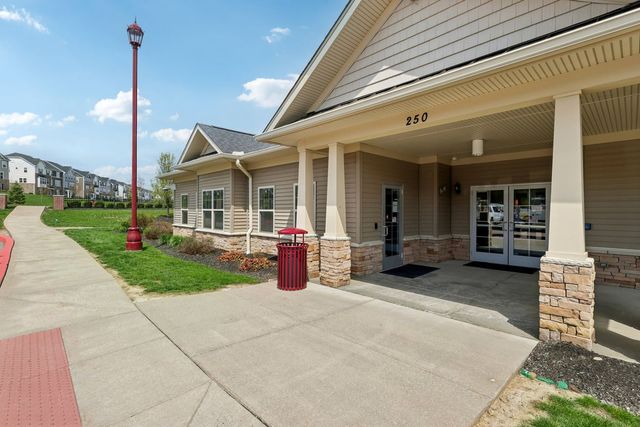 487 Nolan CIRCLE, Cranberry Twp, PA 16066