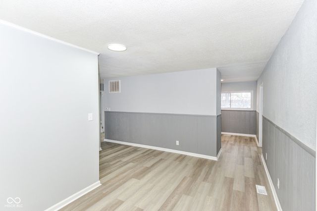 2625 Sickle Road, Indianapolis, IN 46219