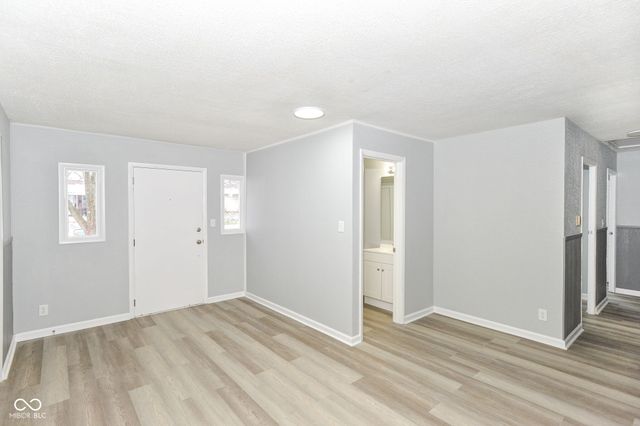 2625 Sickle Road, Indianapolis, IN 46219