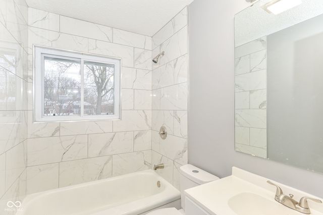 2625 Sickle Road, Indianapolis, IN 46219