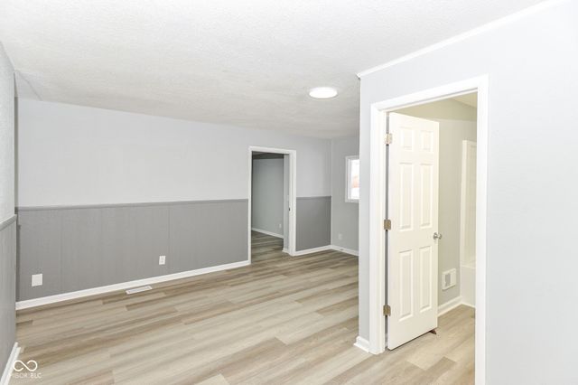 2625 Sickle Road, Indianapolis, IN 46219