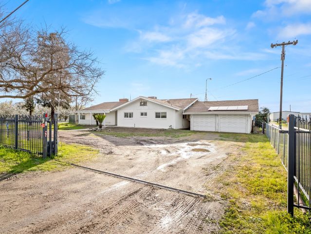 4847 S Greenwood Avenue, Del Rey, CA 93616