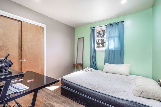 16423 Craig Drive, Oak Forest, IL 60452