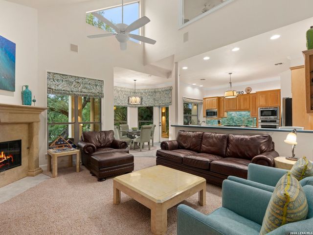 68 ETON GREEN CIR, San Antonio, TX 78257