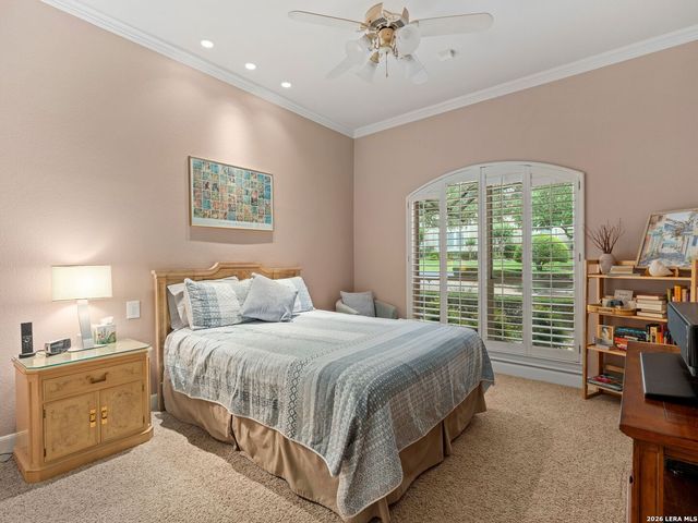 68 ETON GREEN CIR, San Antonio, TX 78257